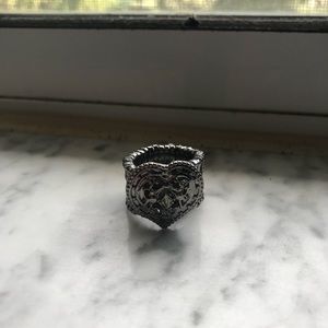 Steal heart ring